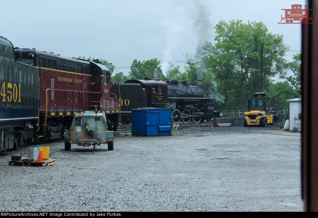 Southern 630 and TVRM 1829 in the rain.